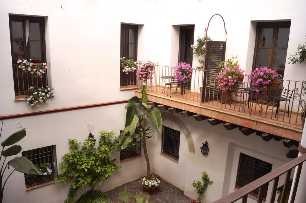 Apartamentos Los Patios De La Juderia Cordoba Ngoại thất bức ảnh