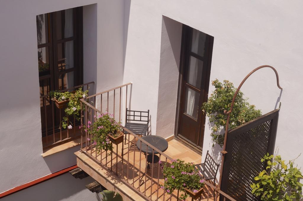 Apartamentos Los Patios De La Juderia Cordoba Ngoại thất bức ảnh